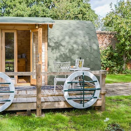 The Squirrels Strelley Barn Villa Woodham Mortimer Eksteriør billede